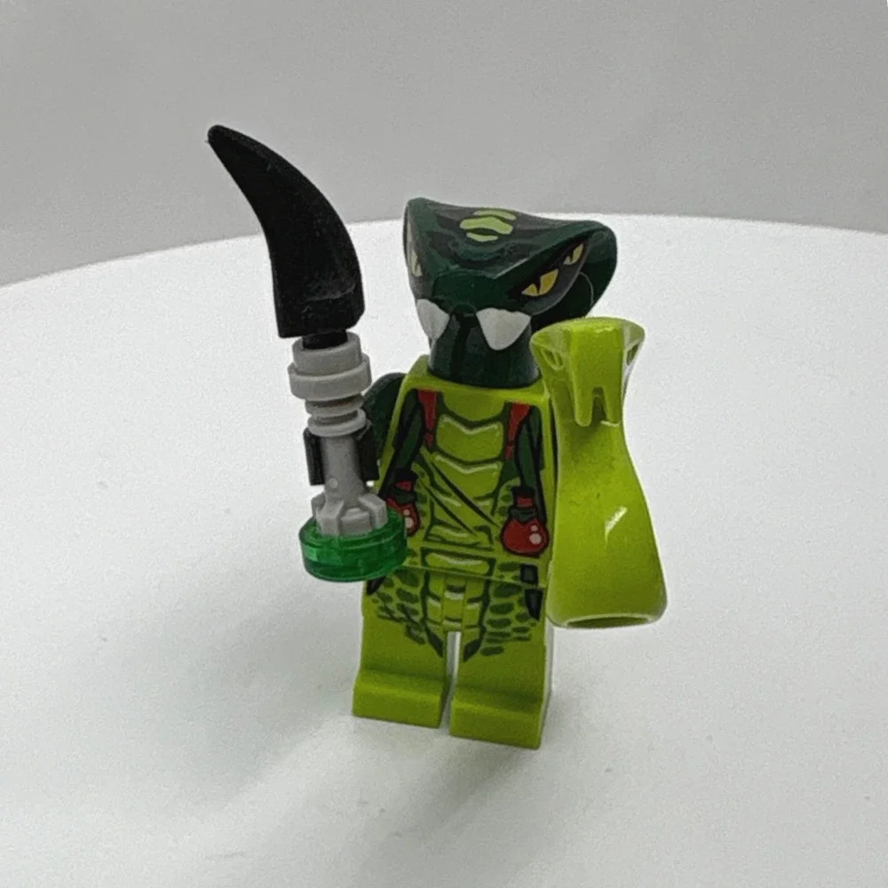 LEGO Ninjago Spitta Minifigure njo058 Venomari Snake Accessories 9449 9569 Sonic